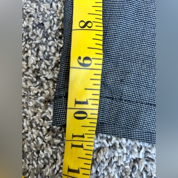 Ezekiel Men’s Black Neutral Shorts size 32 - Picture 5 of 6